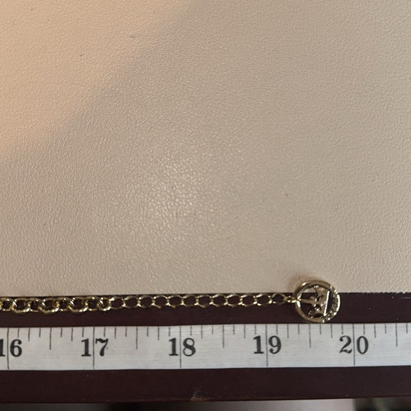 Vintage Trifari Necklace - Picture 3 of 3